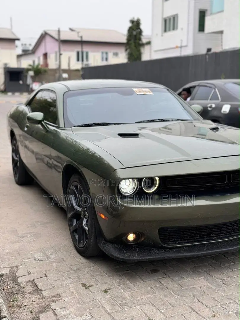 Dodge Challenger 2019 Green