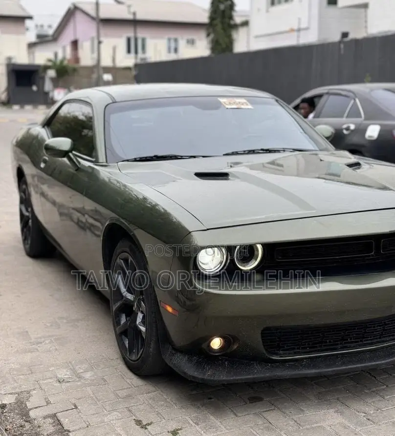 Dodge Challenger 2019 Green