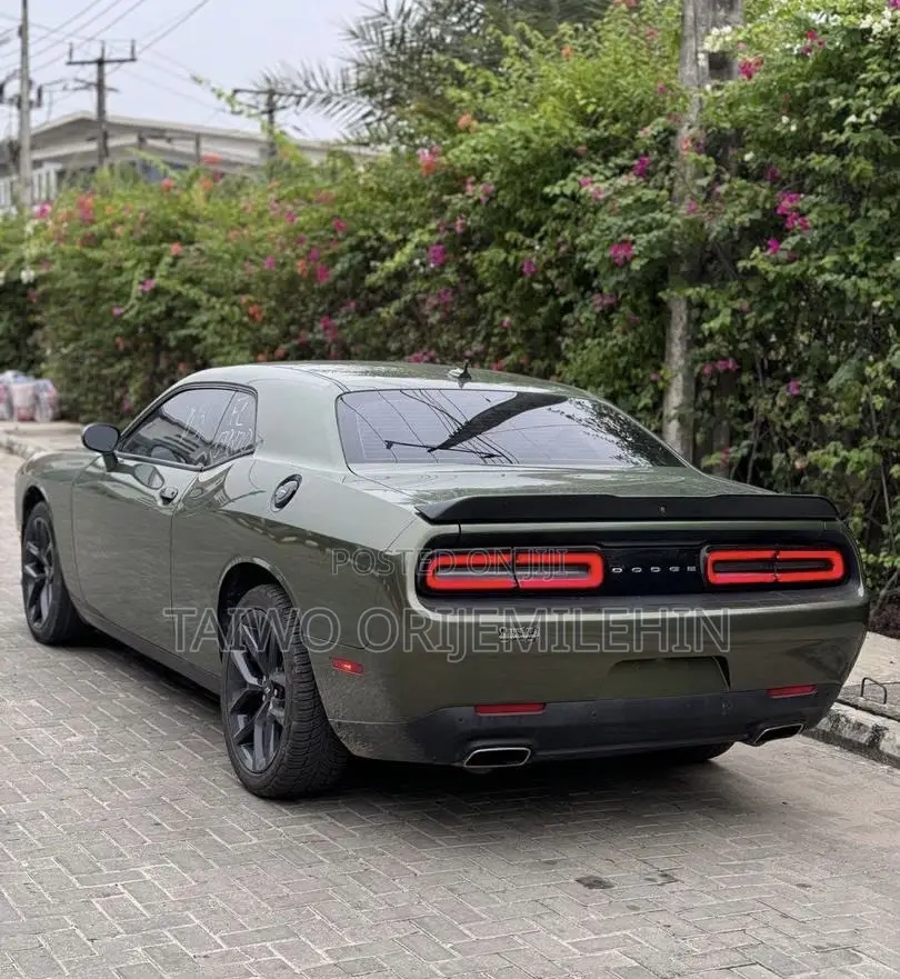 Dodge Challenger 2019 Green