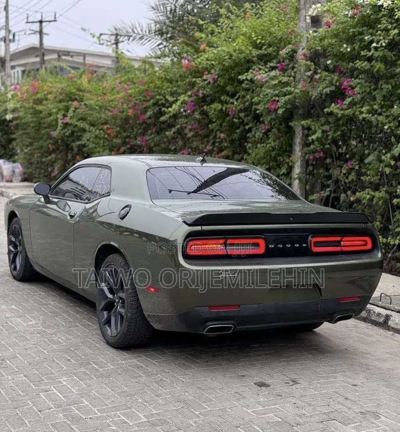 Dodge Challenger 2019 Green