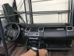 Complete Dashboard Range Rover Sports 2010 (With Wire)