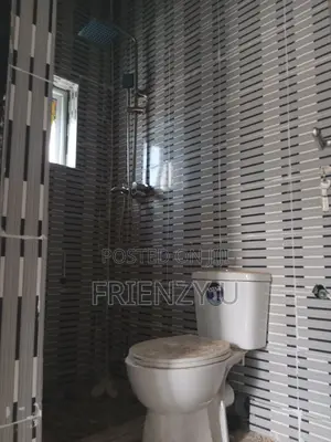2bdrm Block of Flats in Zone B for sale