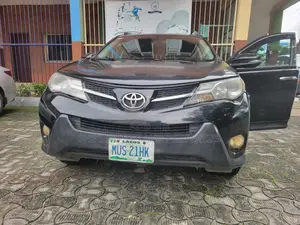 Toyota RAV4 2015 Black