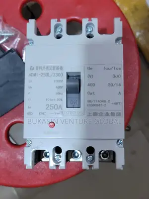 McCb Breaker 3pole 250amps Available in Any Size