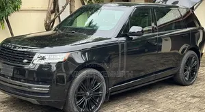 Land Rover Range Rover Vogue 2023 Black