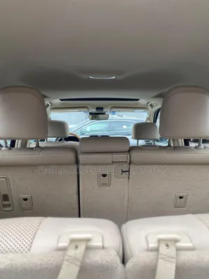 Toyota Land Cruiser Prado 2023 White
