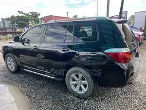 Toyota Highlander Sport 2010 Black