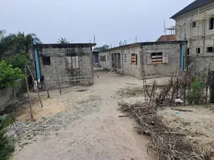 Mini Flat in Desa, Eleko for sale