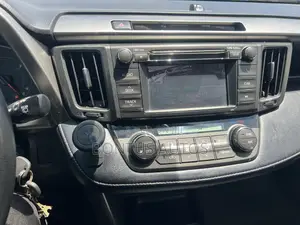 Toyota RAV4 XLE AWD (2.5L 4cyl 6A) 2013 Blue