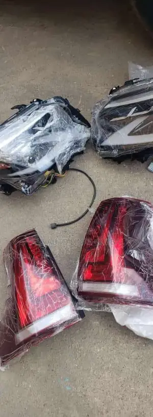 Headlight and Rearlight for Lexus Gx460 2020