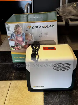 Cola 3600 Solar Generator 3600/1200