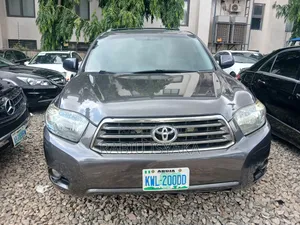 Toyota Highlander 2010 Gray