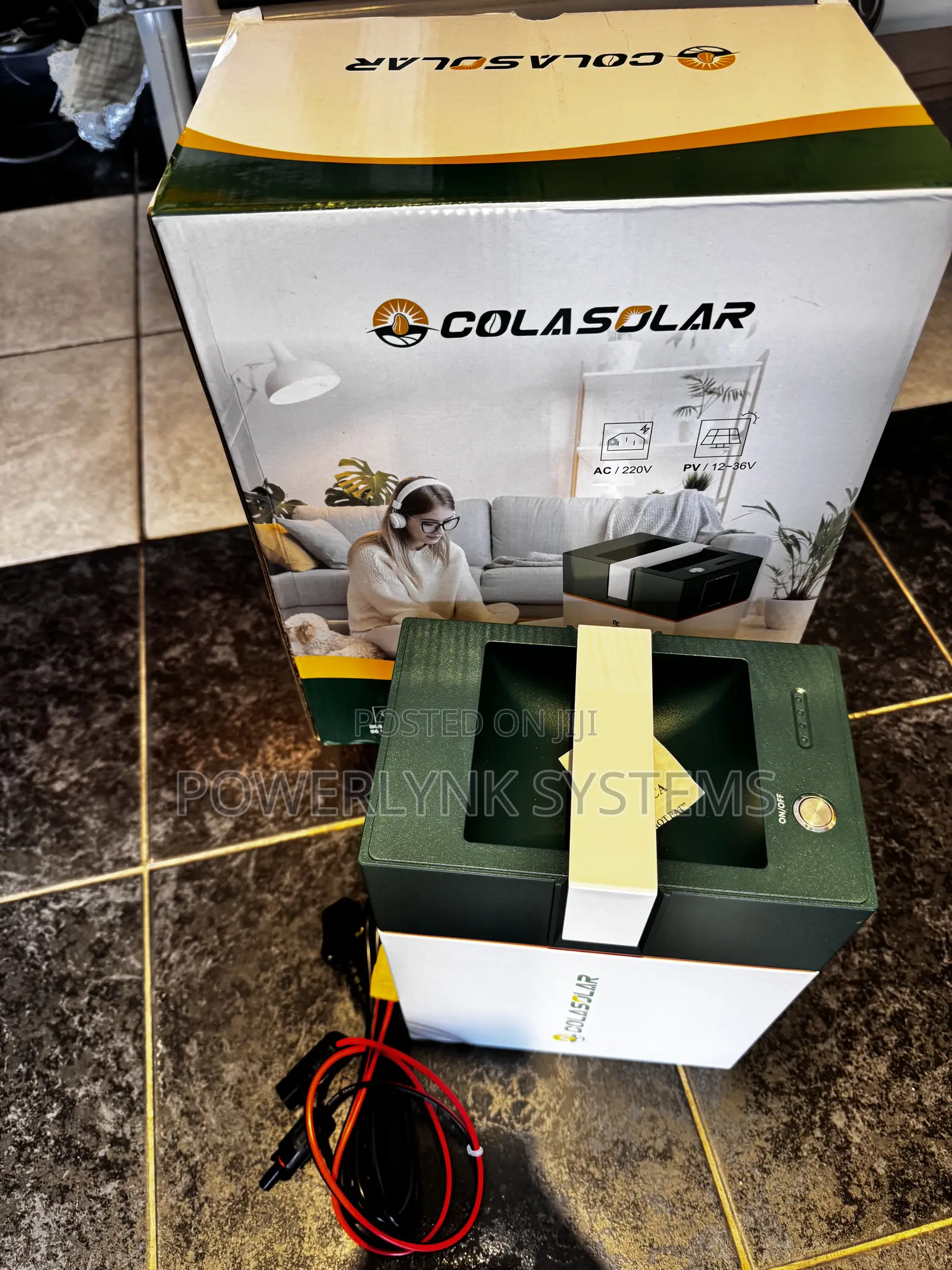 Cola Solar 1000 Solar Generator