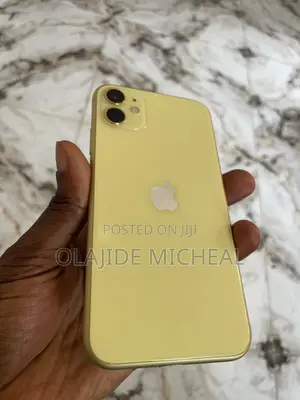 Apple iPhone 11 64 GB Yellow