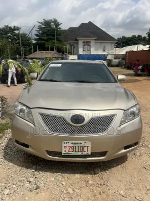 Toyota Camry 2008 Gold