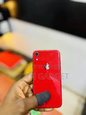 Apple iPhone XR 64 GB Red