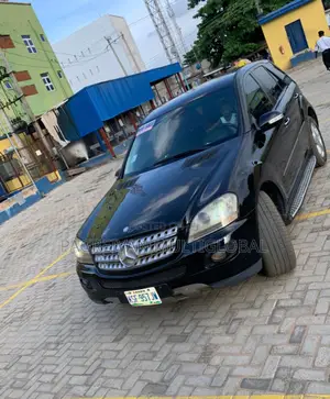 Mercedes-Benz M Class 2010 Black