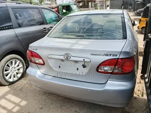 Toyota Corolla 2005 Silver
