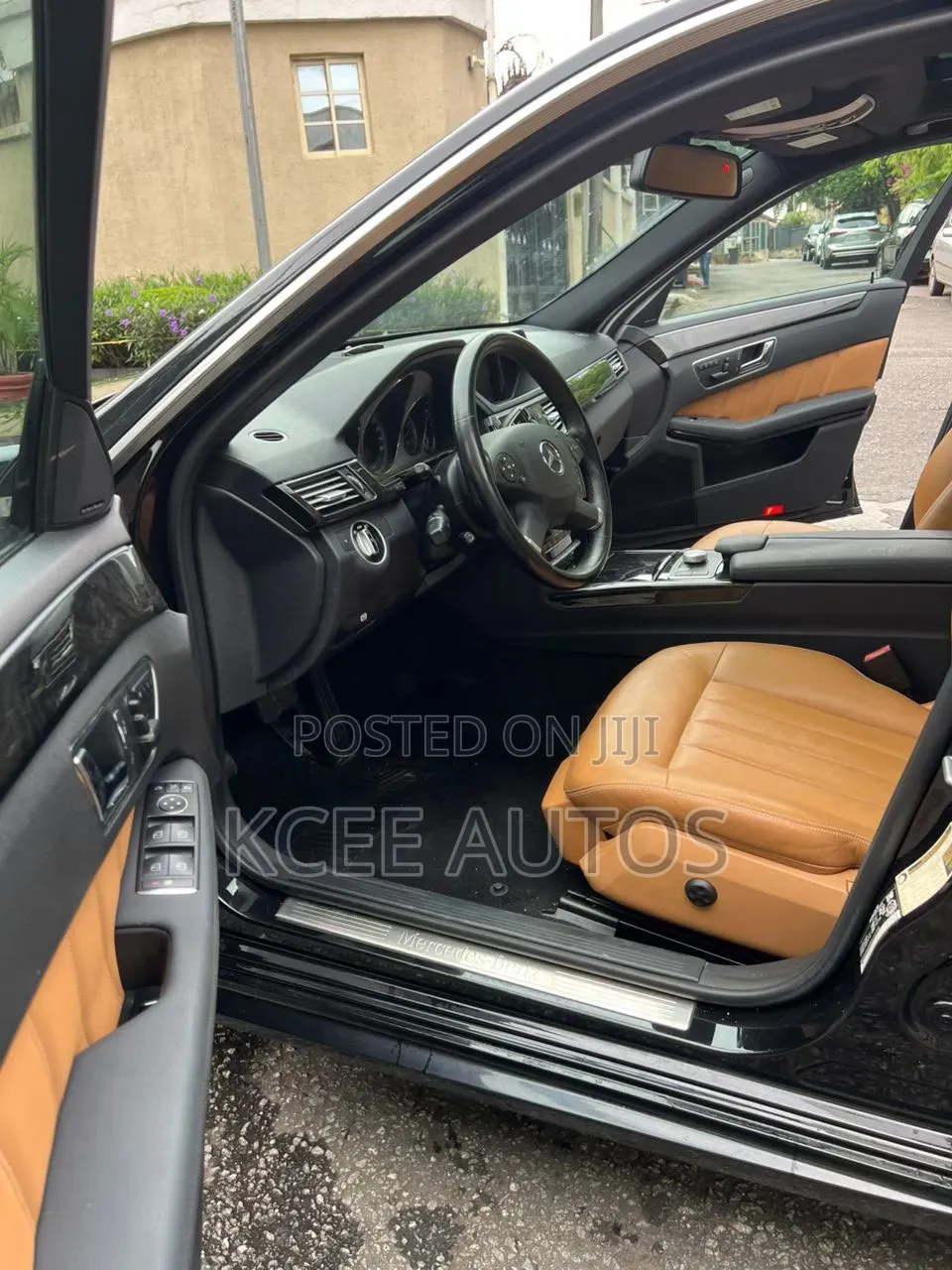 Mercedes-Benz E350 2012 Black