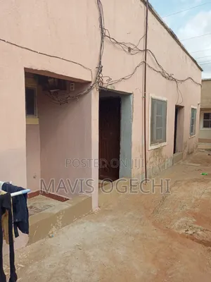 Furnished 1bdrm Room & Parlour in Tipper Garage After for rent