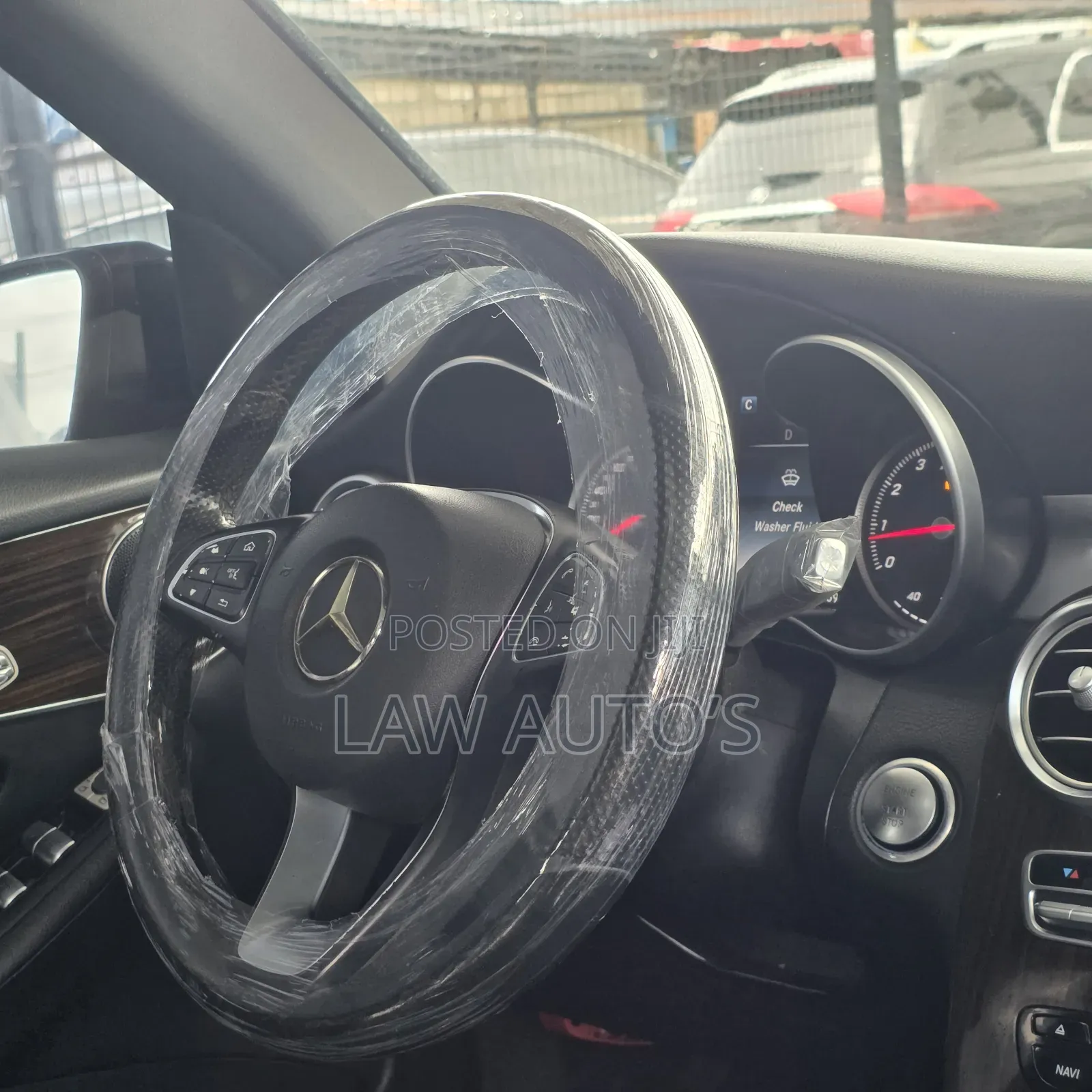 Mercedes-Benz GLC-Class 2017 White