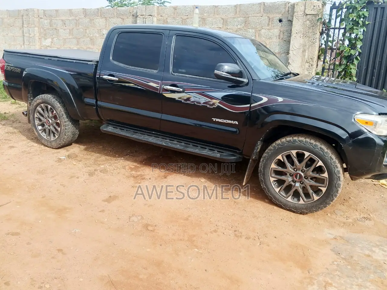 Toyota Tacoma 2022 Black