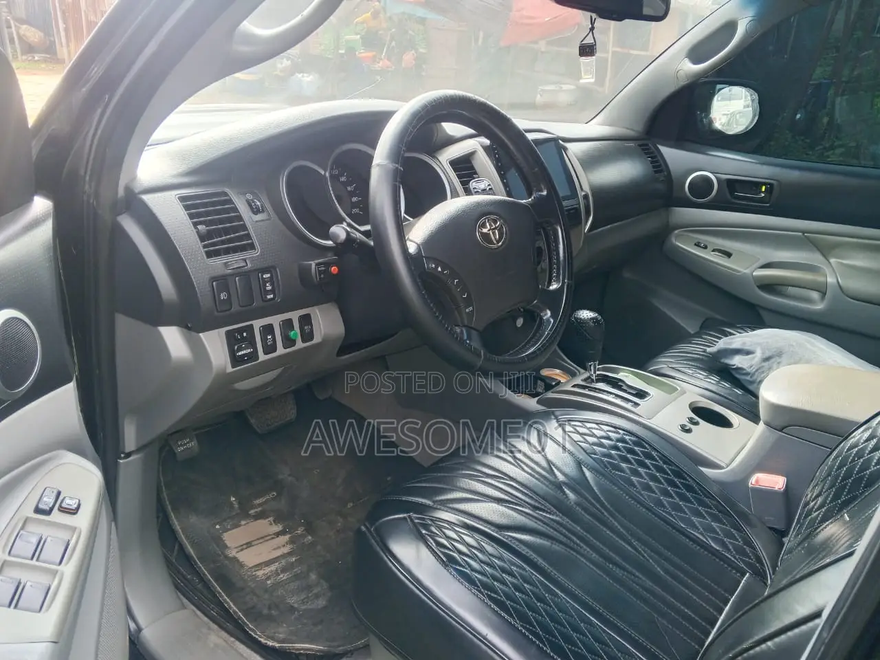 Toyota Tacoma 2022 Black