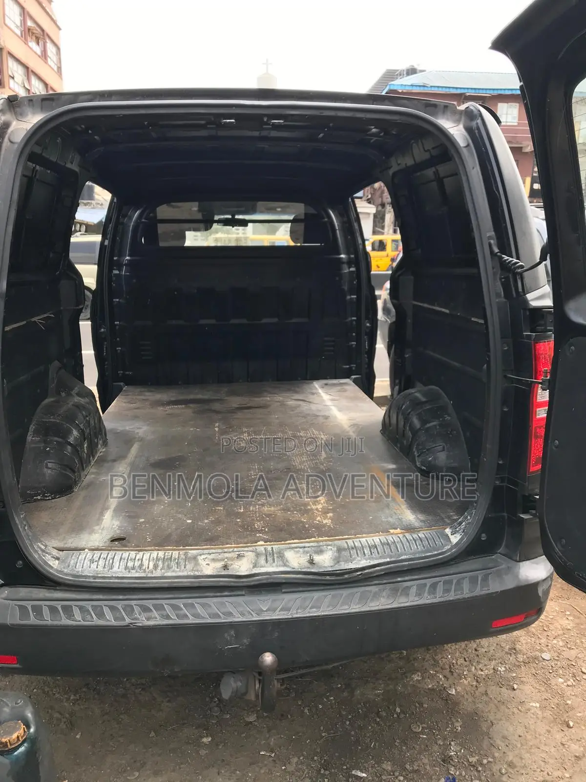 Hyundai H1 2010 Black