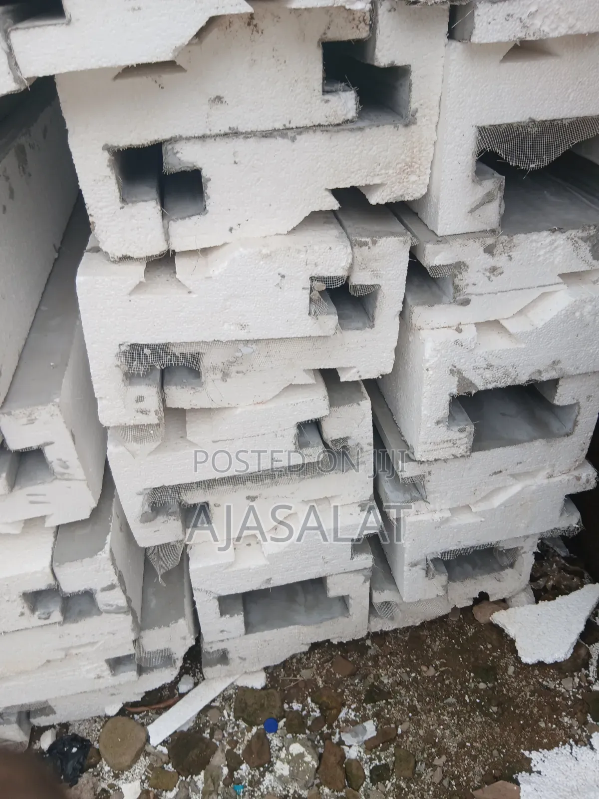 1 Cm 2 Cm 2.5 Cm Polystyrene Board and Parapet