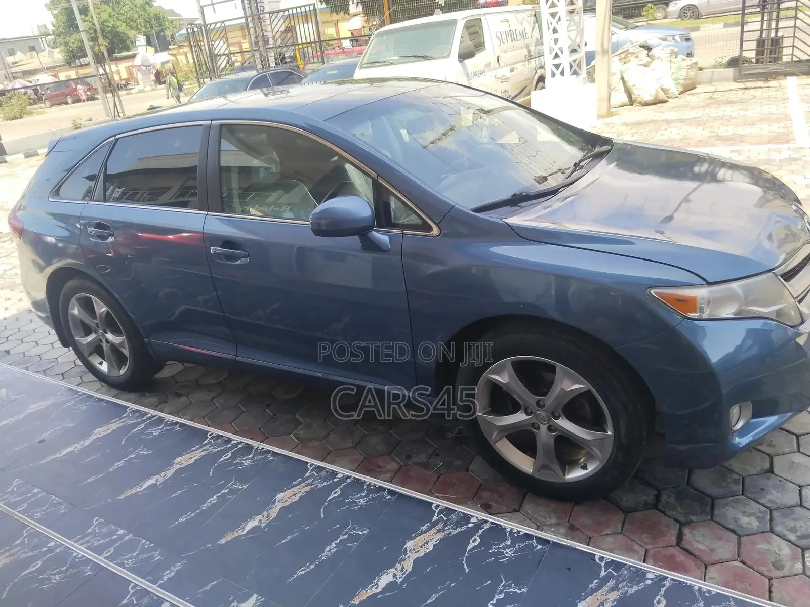 Toyota Venza 2011 Blue