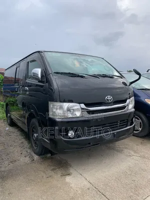 Toyota HiAce 2005 Black