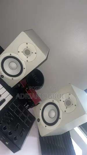 Yamaha Hs5 Studio Monitor Speaker