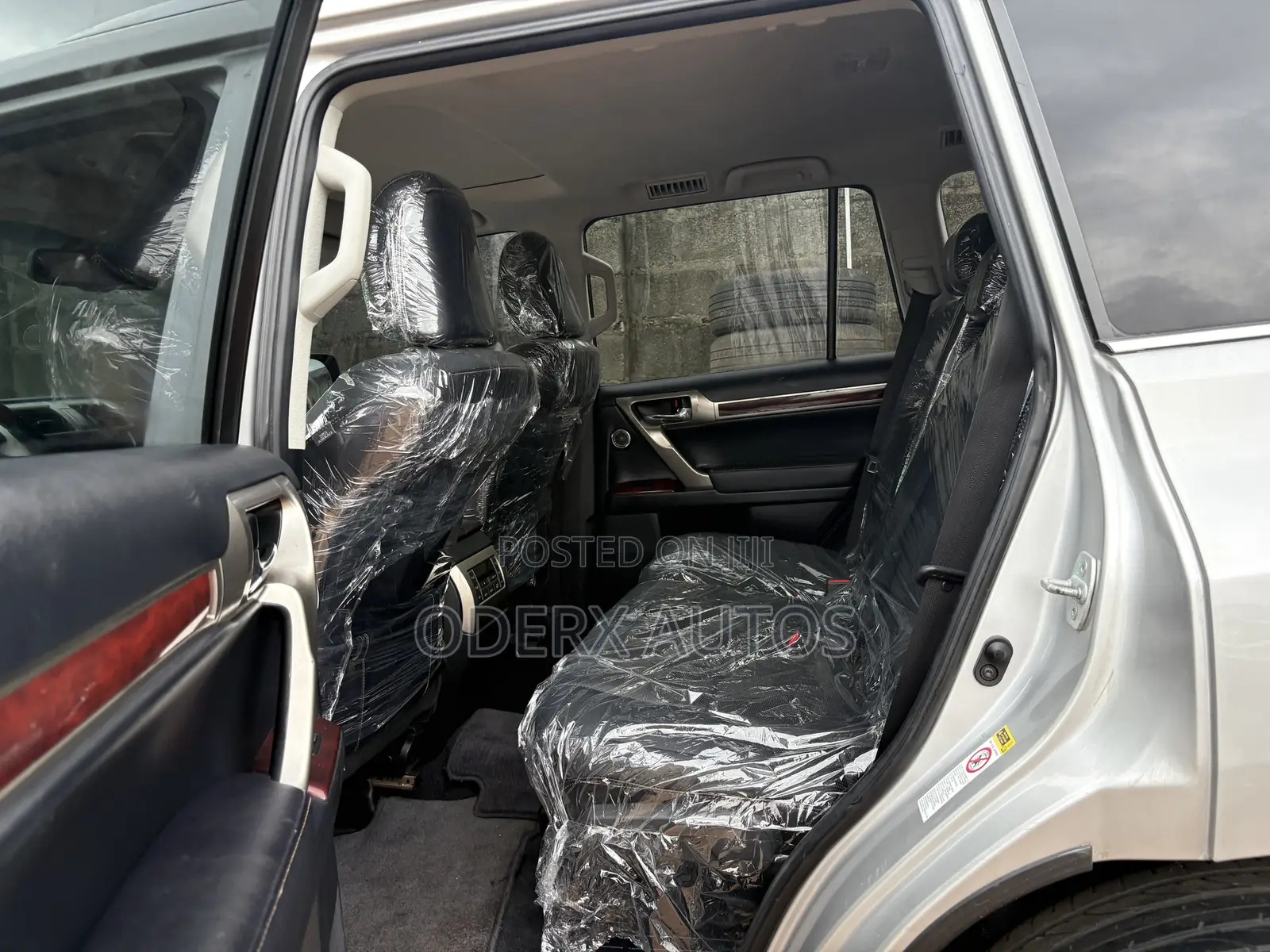 Lexus GX 460 2010 Silver