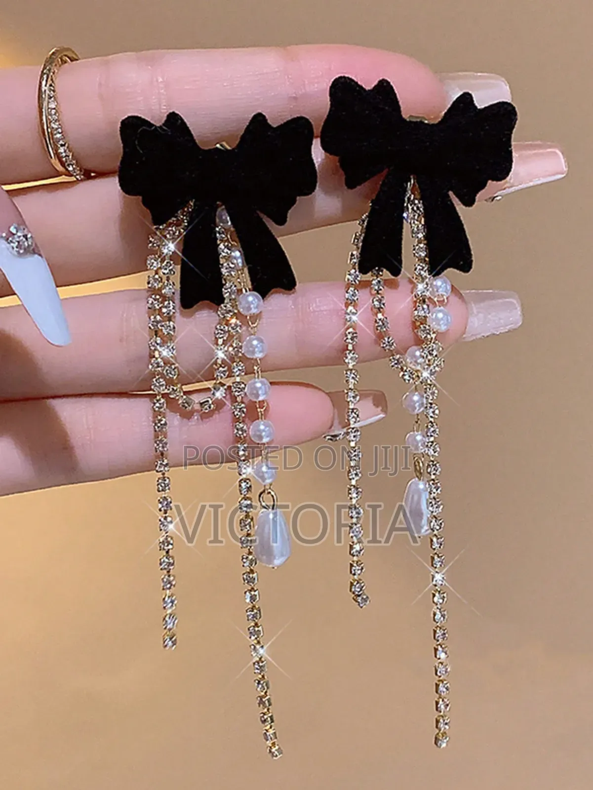 Victoria's Collections