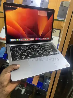 Laptop Apple MacBook Pro 2020 8GB Intel Core i5 SSD 512GB