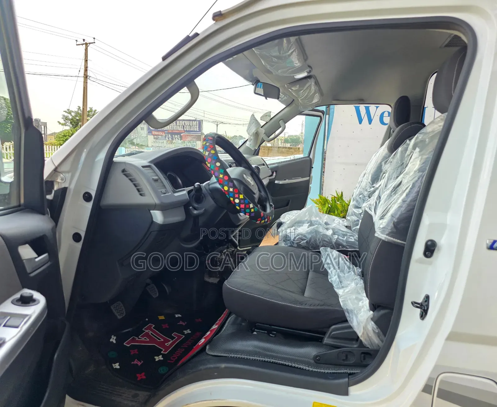 New Foton View 2023 White