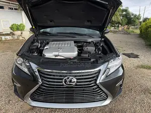 Lexus ES 2016 Black