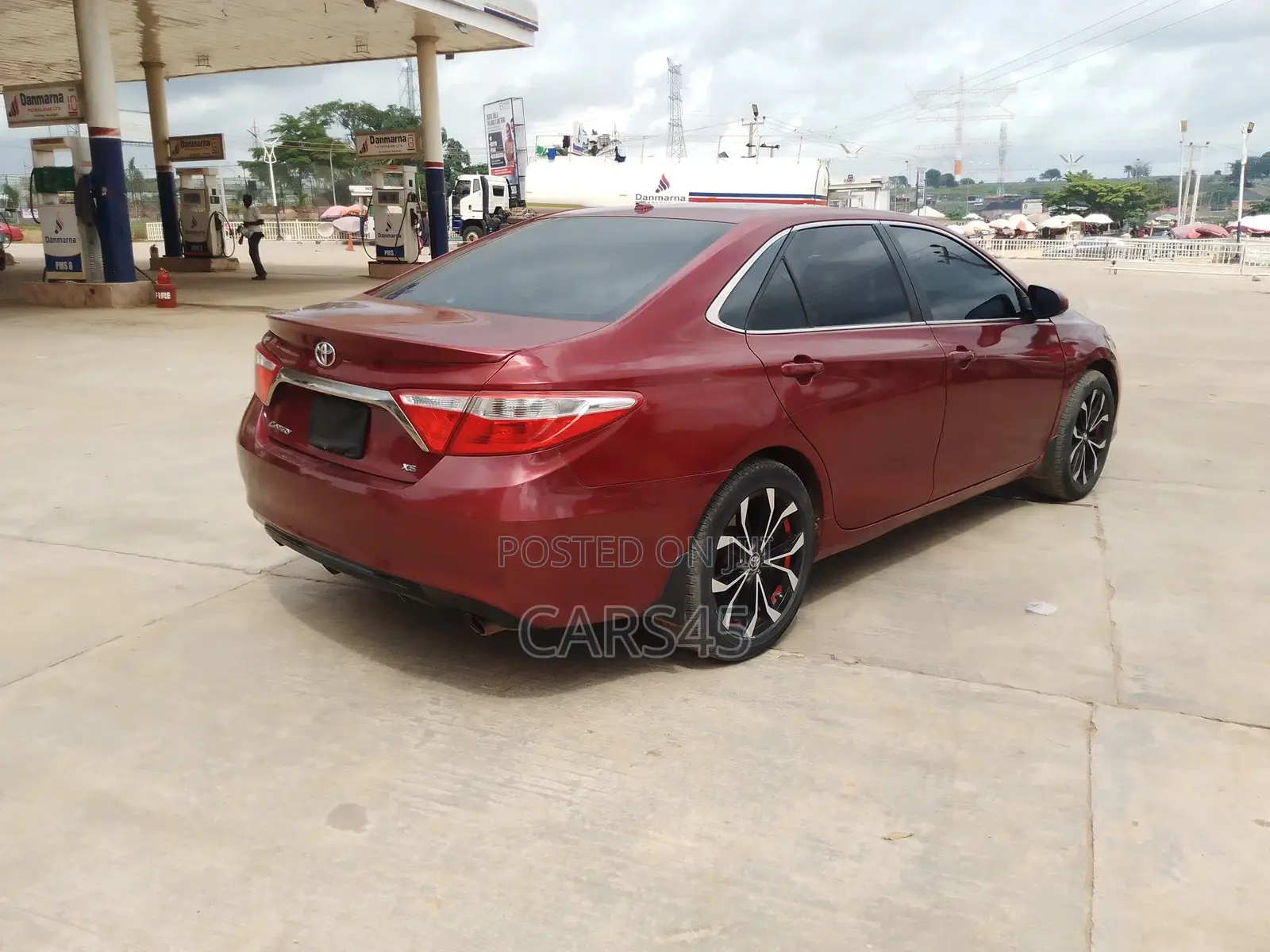 Toyota Camry 2015 Red
