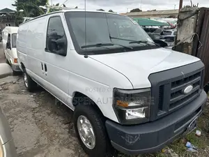Ford E250 2014 White