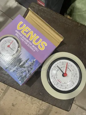 Venus Aneroid Barometer