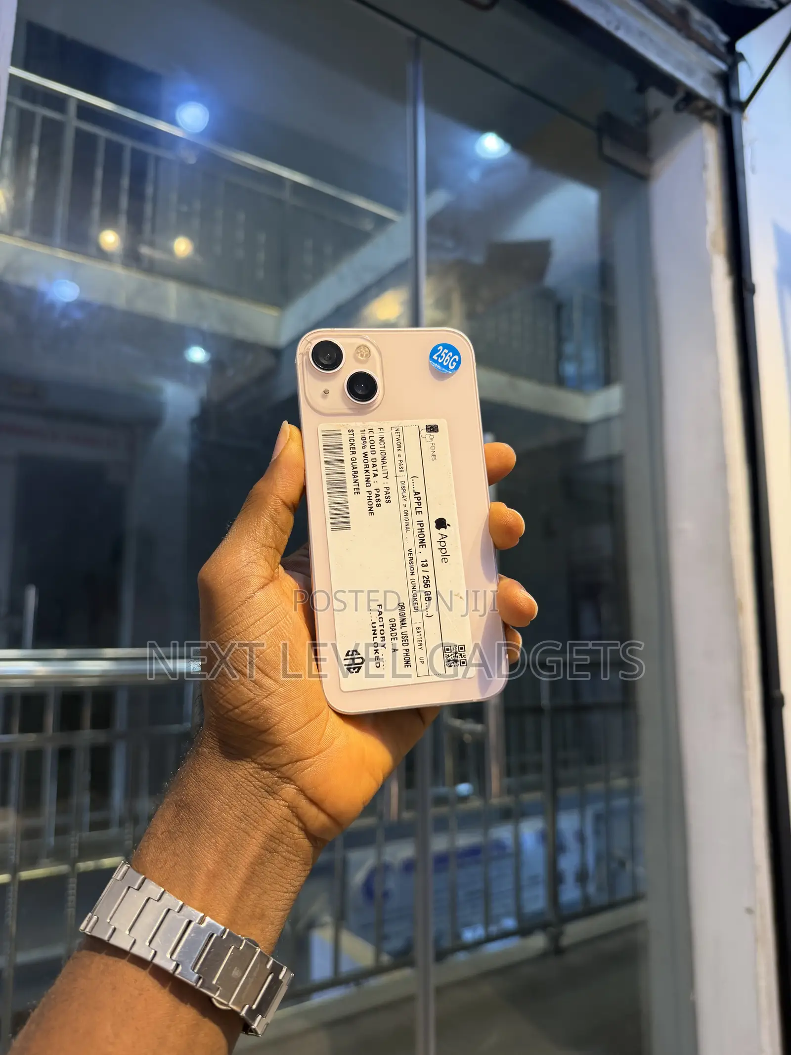 Apple iPhone 13 256 GB Pink
