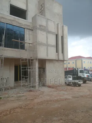 5bdrm Duplex in Life Camp for sale