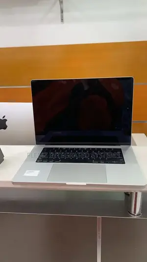 Laptop Apple MacBook Pro 2021 M1 Max 32GB Apple M1 Max SSD 1T