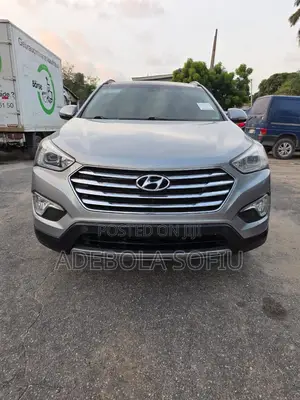 Hyundai Santa Fe Limited 4dr SUV (3.3L 6cyl 6A) 2015 Gray