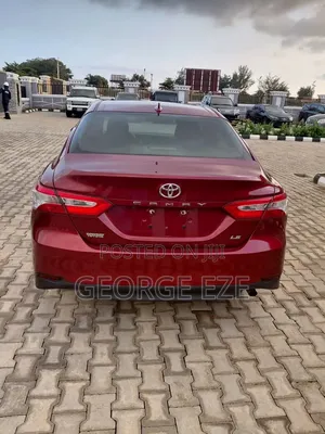 Toyota Camry 2019 Red