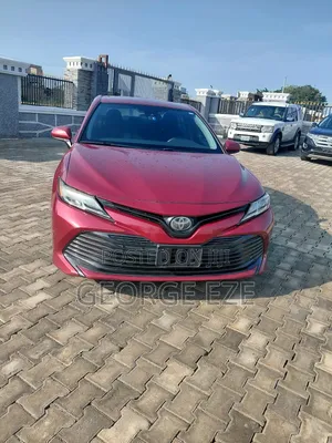 Toyota Camry 2019 Red