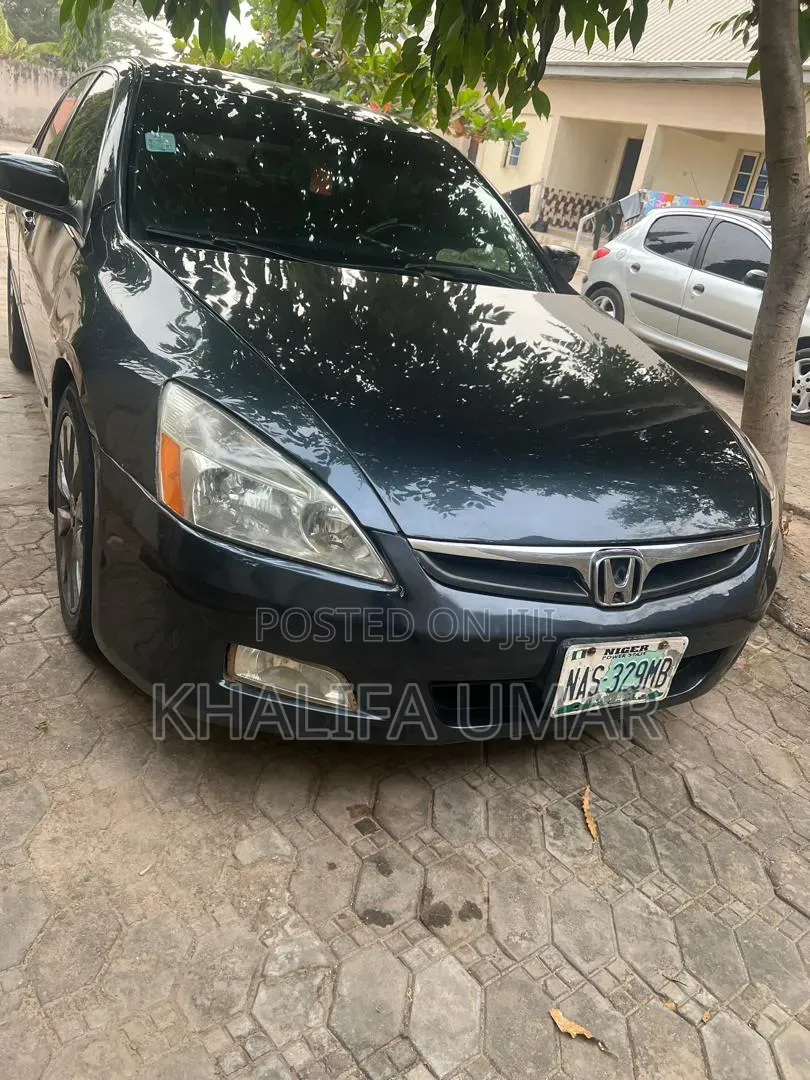Honda Accord 2.4 Exec 2007 Gray