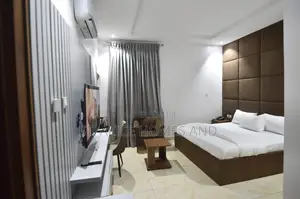 Cool Superior A Studio Apartment
