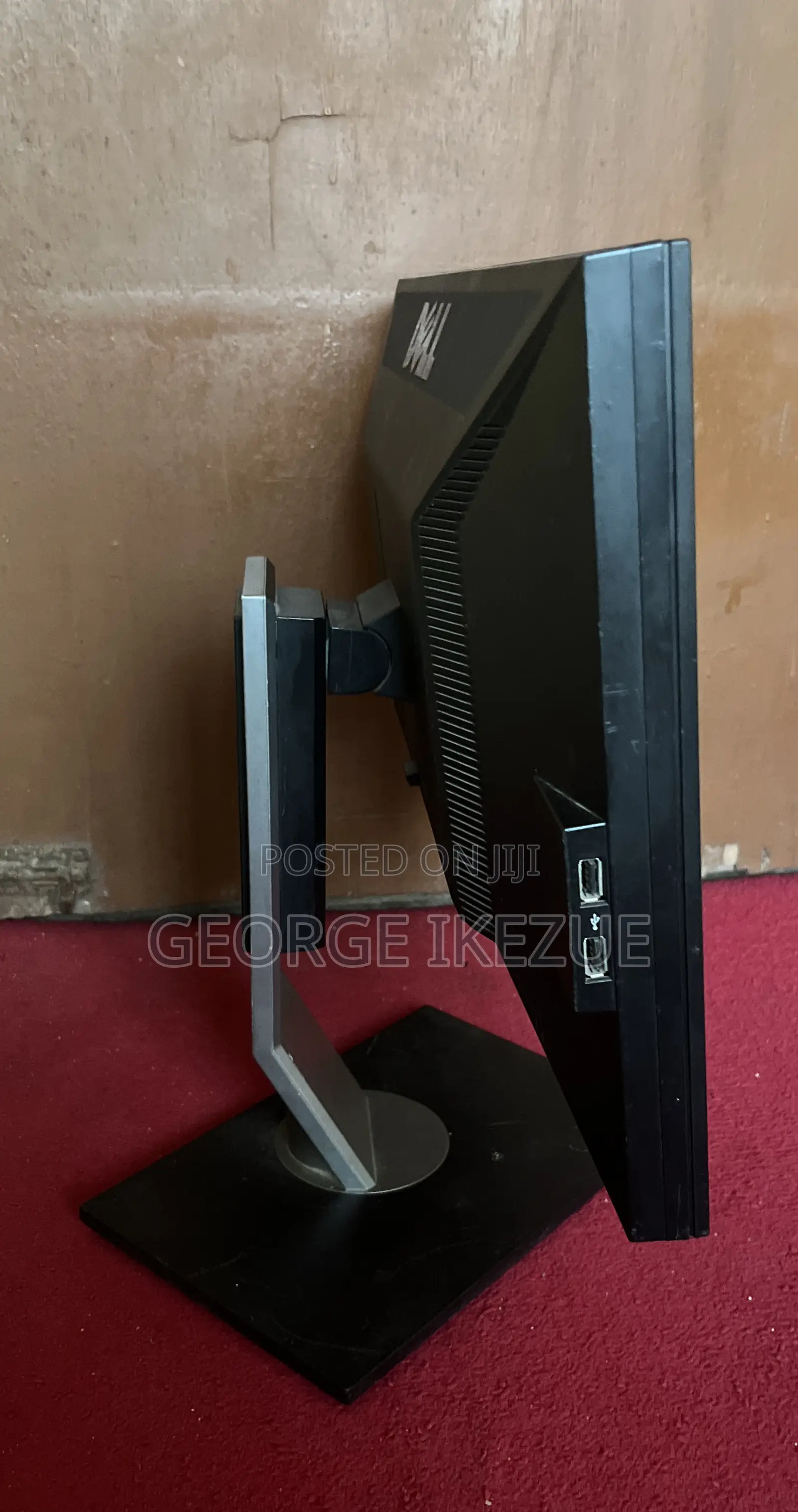 Flat Panel Monitor