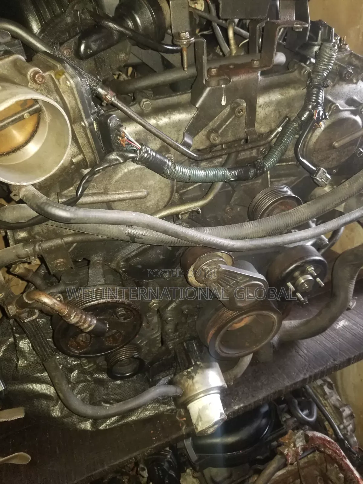 Nissan Pathfinder Engine